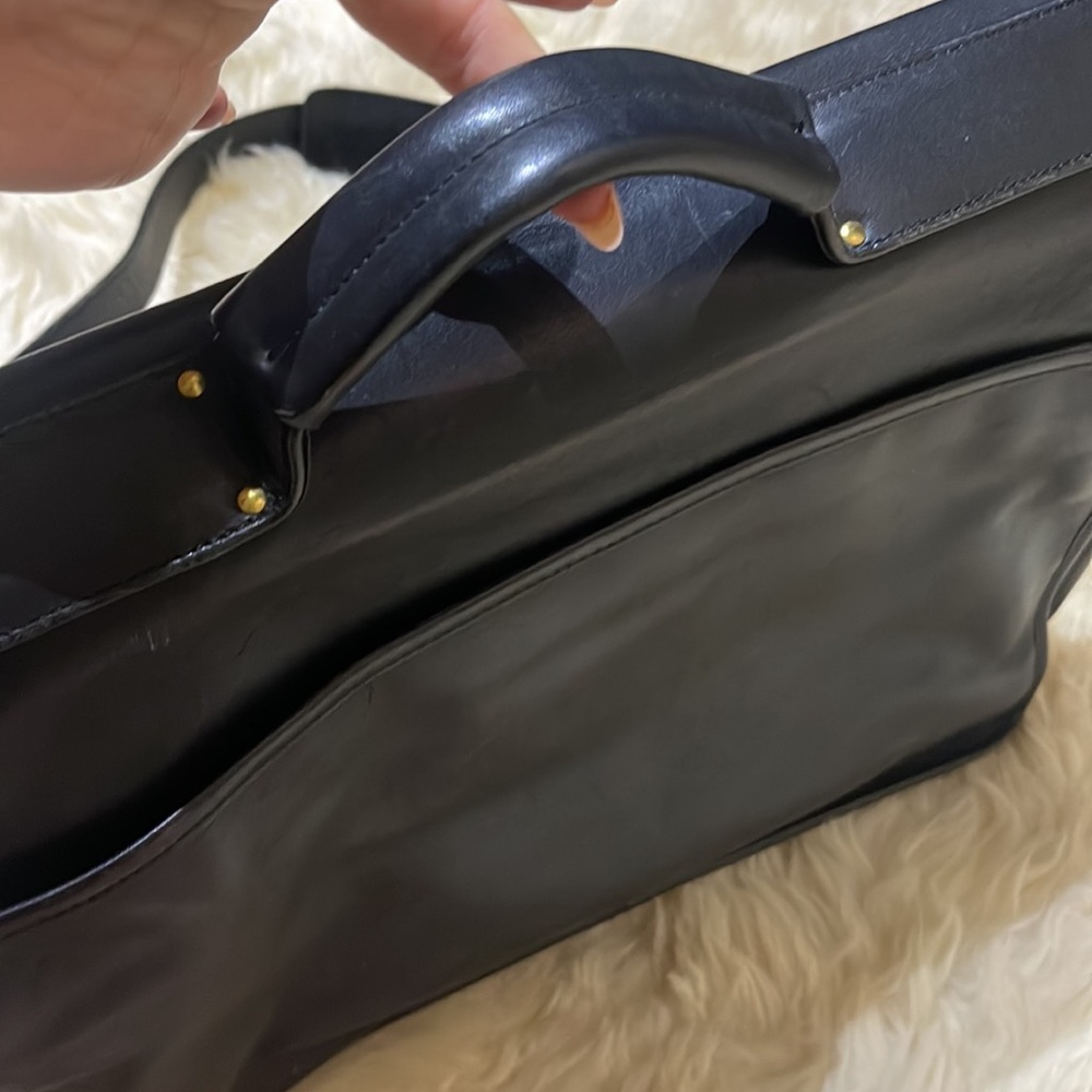 Authentic Leather Coach Messenger Bag - Picture 8 of 10